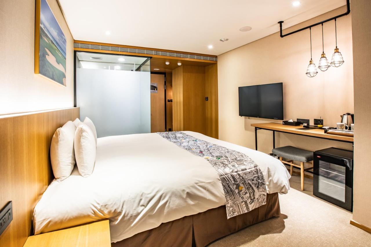 Mega Hotel Thành phố Gia Nghĩa Ngoại thất bức ảnh