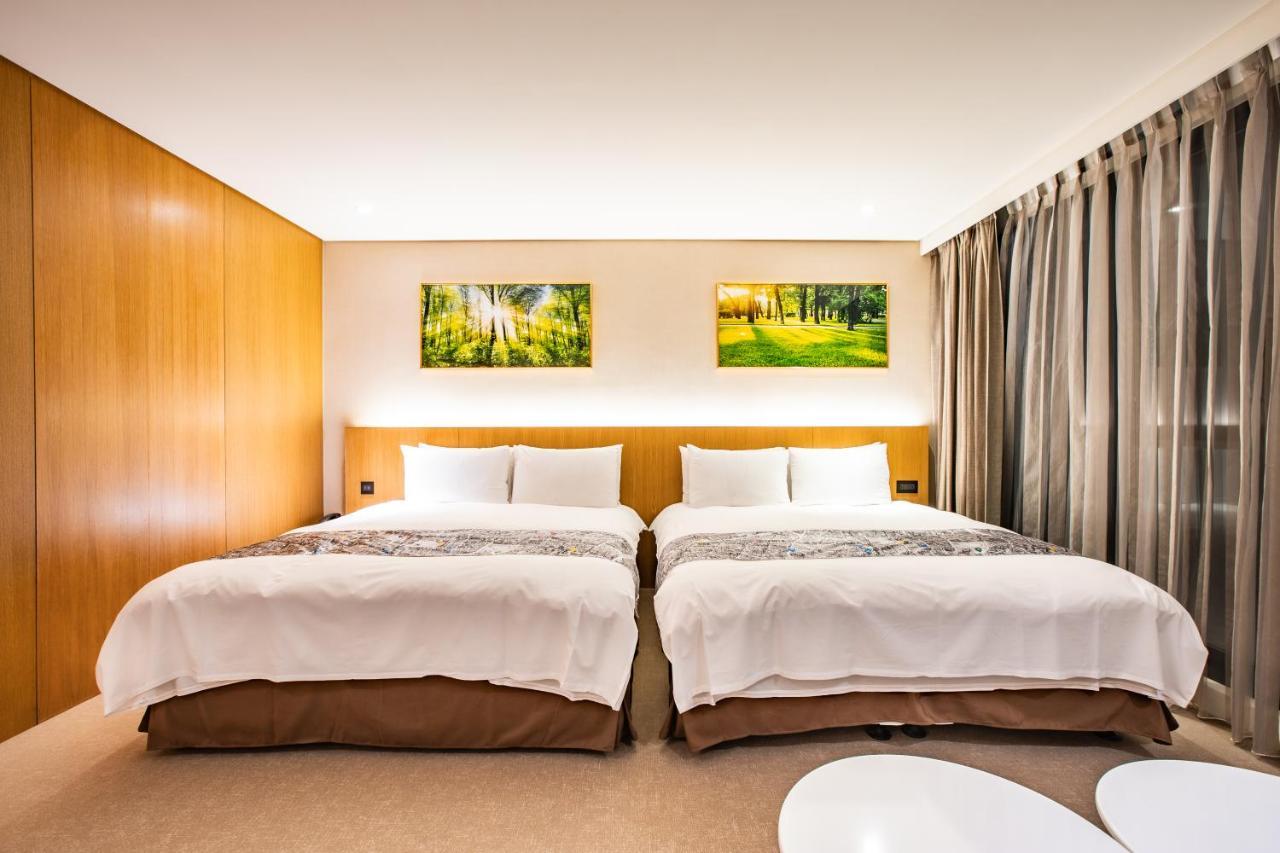 Mega Hotel Thành phố Gia Nghĩa Ngoại thất bức ảnh